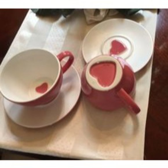 2 Starbucks Coffee Co. 2005 Pink Heart 12 oz. Cup and Saucer Set 4 Pieces LNC - Picture 4 of 7